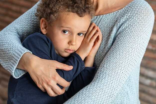 Лечение шишки за ухом у ребенка